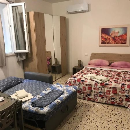 Della Cuba Vacanze Trapani Historic Center Dış mekan fotoğraf